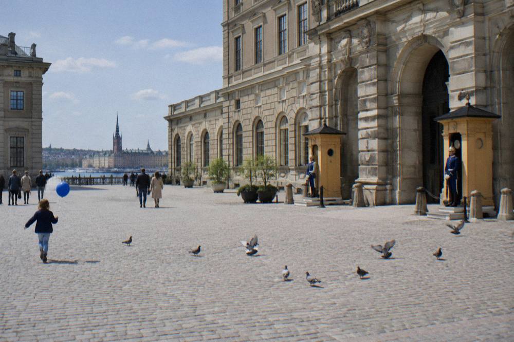 The outer courtyard of the Royal Palace in Stockholm with guards on watch